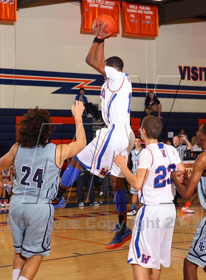 Thumbnail 2 in St. Genevieve vs. Westlake (Chaminade Christmas Classic) photogallery.