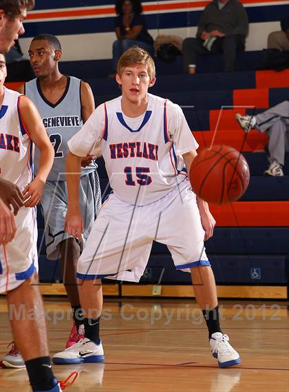 Thumbnail 1 in St. Genevieve vs. Westlake (Chaminade Christmas Classic) photogallery.