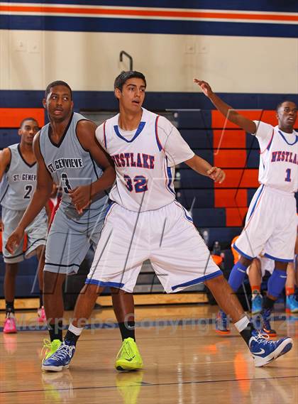 Thumbnail 1 in St. Genevieve vs. Westlake (Chaminade Christmas Classic) photogallery.