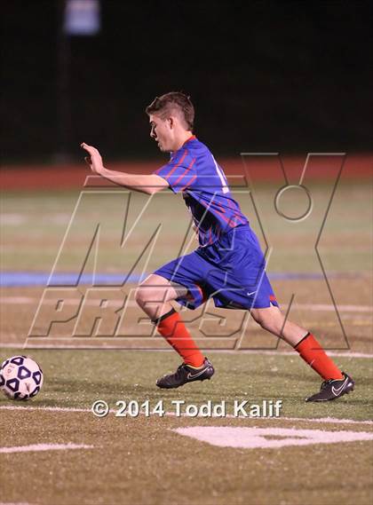 Thumbnail 3 in Bacon Academy vs Tolland (CIAC Class M Semifinal) photogallery.