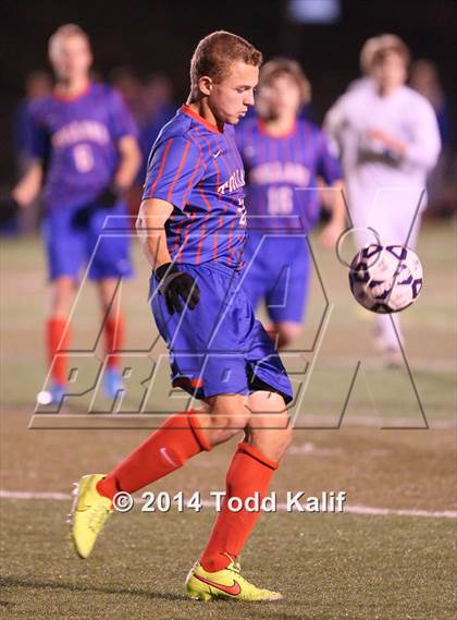 Thumbnail 3 in Bacon Academy vs Tolland (CIAC Class M Semifinal) photogallery.