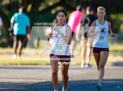 Thumbnail 2 in Tall City Invitational photogallery.