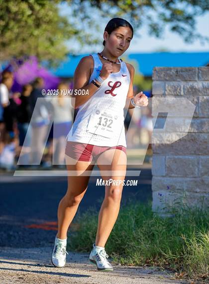 Thumbnail 3 in Tall City Invitational photogallery.