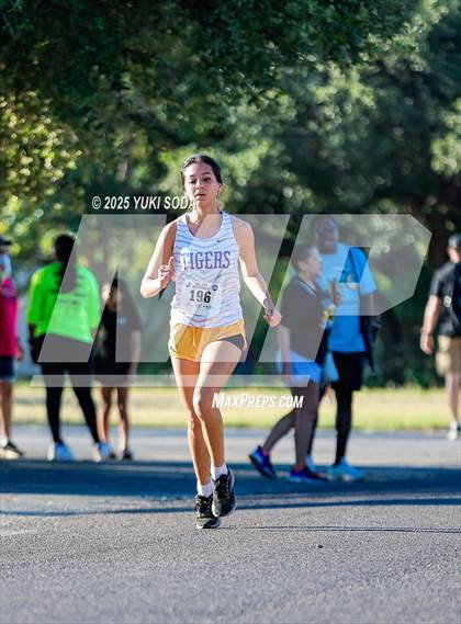 Thumbnail 1 in Tall City Invitational photogallery.