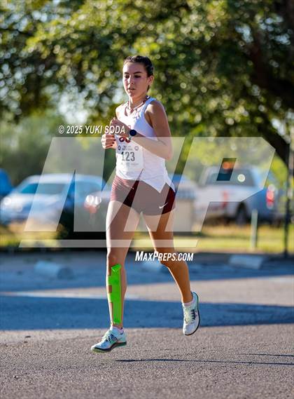 Thumbnail 1 in Tall City Invitational photogallery.