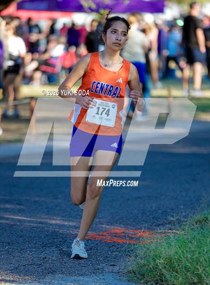 Thumbnail 3 in Tall City Invitational photogallery.