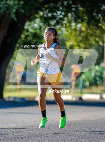 Thumbnail 2 in Tall City Invitational photogallery.