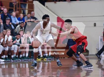 Thumbnail 2 in Fairfax vs. St. Edward (Torrey Pines Holiday Classic) photogallery.