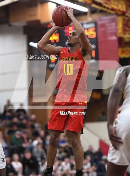 Thumbnail 1 in Fairfax vs. St. Edward (Torrey Pines Holiday Classic) photogallery.