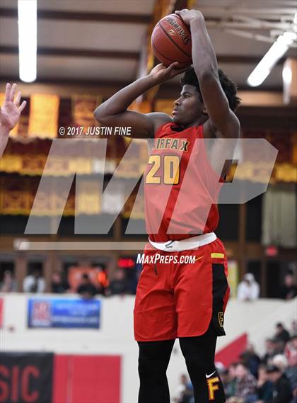 Thumbnail 3 in Fairfax vs. St. Edward (Torrey Pines Holiday Classic) photogallery.