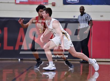 Thumbnail 3 in Fairfax vs. St. Edward (Torrey Pines Holiday Classic) photogallery.