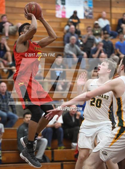 Thumbnail 1 in Fairfax vs. St. Edward (Torrey Pines Holiday Classic) photogallery.