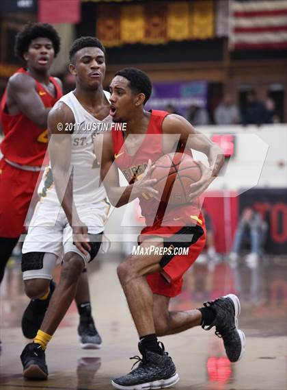 Thumbnail 2 in Fairfax vs. St. Edward (Torrey Pines Holiday Classic) photogallery.