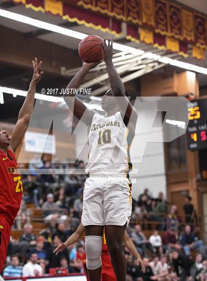 Thumbnail 3 in Fairfax vs. St. Edward (Torrey Pines Holiday Classic) photogallery.