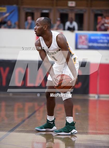 Thumbnail 3 in Fairfax vs. St. Edward (Torrey Pines Holiday Classic) photogallery.