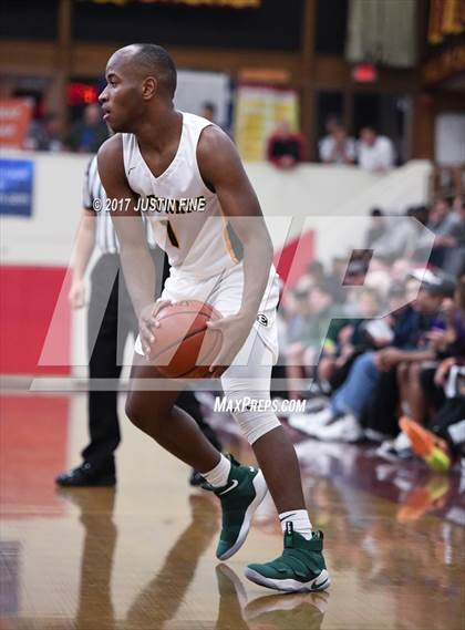 Thumbnail 1 in Fairfax vs. St. Edward (Torrey Pines Holiday Classic) photogallery.