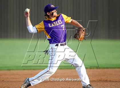 Thumbnail 1 in Richardson vs. Rockwall (UIL Class 6A Area Playoff) photogallery.