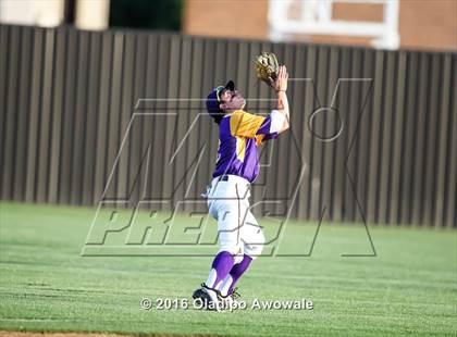 Thumbnail 3 in Richardson vs. Rockwall (UIL Class 6A Area Playoff) photogallery.
