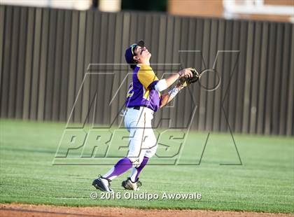 Thumbnail 1 in Richardson vs. Rockwall (UIL Class 6A Area Playoff) photogallery.