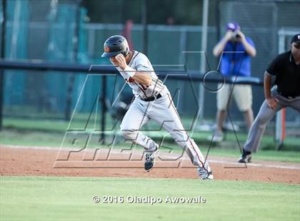Thumbnail 2 in Richardson vs. Rockwall (UIL Class 6A Area Playoff) photogallery.