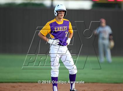 Thumbnail 3 in Richardson vs. Rockwall (UIL Class 6A Area Playoff) photogallery.