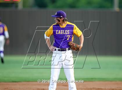 Thumbnail 3 in Richardson vs. Rockwall (UIL Class 6A Area Playoff) photogallery.