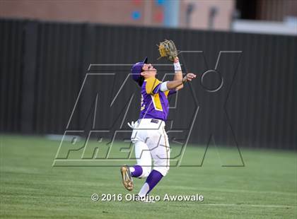 Thumbnail 1 in Richardson vs. Rockwall (UIL Class 6A Area Playoff) photogallery.