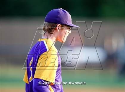 Thumbnail 3 in Richardson vs. Rockwall (UIL Class 6A Area Playoff) photogallery.