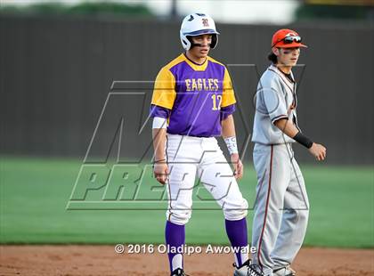 Thumbnail 2 in Richardson vs. Rockwall (UIL Class 6A Area Playoff) photogallery.