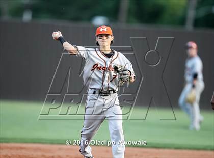 Thumbnail 2 in Richardson vs. Rockwall (UIL Class 6A Area Playoff) photogallery.
