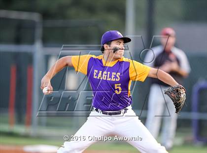Thumbnail 3 in Richardson vs. Rockwall (UIL Class 6A Area Playoff) photogallery.