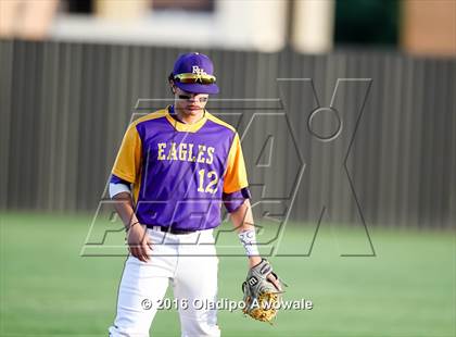 Thumbnail 3 in Richardson vs. Rockwall (UIL Class 6A Area Playoff) photogallery.