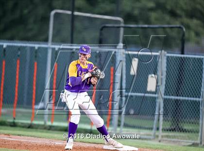 Thumbnail 2 in Richardson vs. Rockwall (UIL Class 6A Area Playoff) photogallery.
