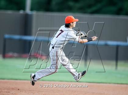 Thumbnail 3 in Richardson vs. Rockwall (UIL Class 6A Area Playoff) photogallery.