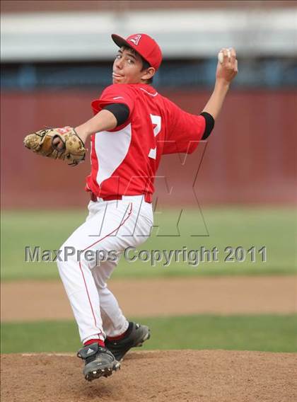Thumbnail 1 in Antelope @ Woodcreek photogallery.