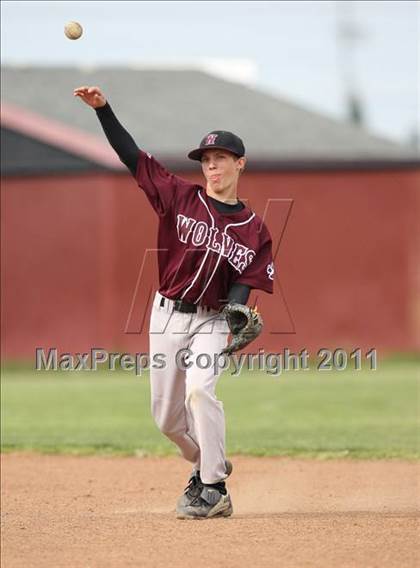 Thumbnail 1 in Antelope @ Woodcreek photogallery.