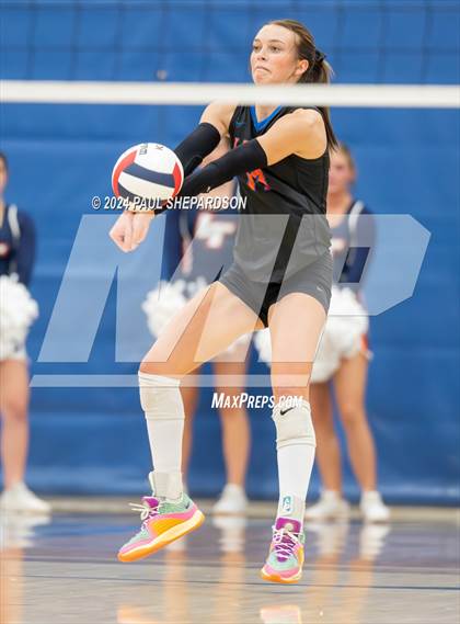 Thumbnail 2 in Valor Christian @ Legend photogallery.
