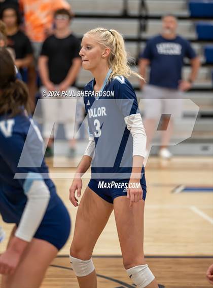 Thumbnail 3 in Valor Christian @ Legend photogallery.