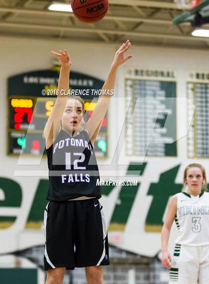 Thumbnail 3 in Potomac Falls @ Loudoun Valley photogallery.