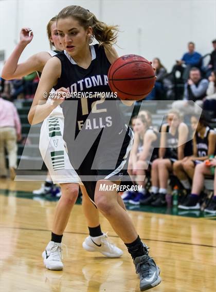 Thumbnail 1 in Potomac Falls @ Loudoun Valley photogallery.