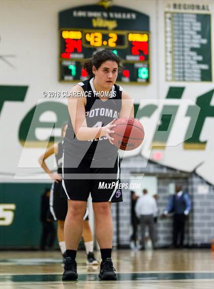 Thumbnail 1 in Potomac Falls @ Loudoun Valley photogallery.