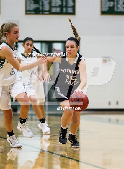 Thumbnail 3 in Potomac Falls @ Loudoun Valley photogallery.