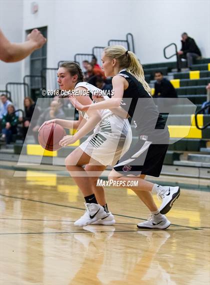 Thumbnail 2 in Potomac Falls @ Loudoun Valley photogallery.
