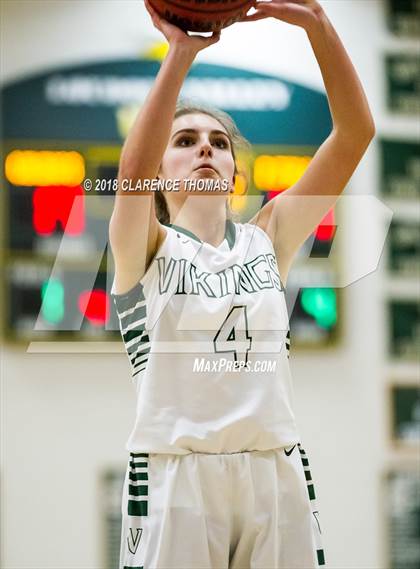 Thumbnail 2 in Potomac Falls @ Loudoun Valley photogallery.