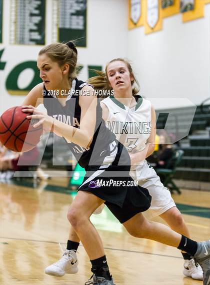 Thumbnail 1 in Potomac Falls @ Loudoun Valley photogallery.