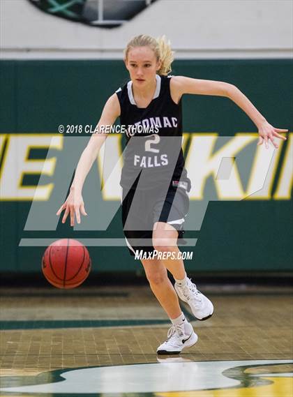 Thumbnail 1 in Potomac Falls @ Loudoun Valley photogallery.