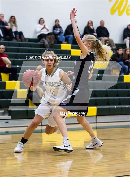 Thumbnail 3 in Potomac Falls @ Loudoun Valley photogallery.