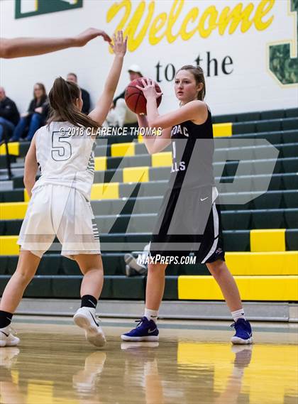 Thumbnail 1 in Potomac Falls @ Loudoun Valley photogallery.