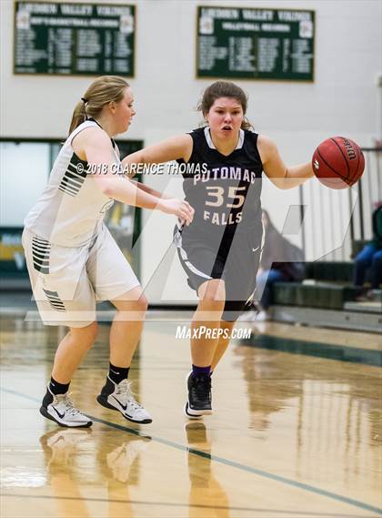 Thumbnail 3 in Potomac Falls @ Loudoun Valley photogallery.