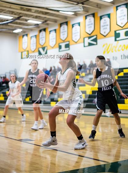 Thumbnail 2 in Potomac Falls @ Loudoun Valley photogallery.